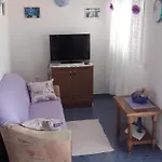 Marica Beg شقة Palit
