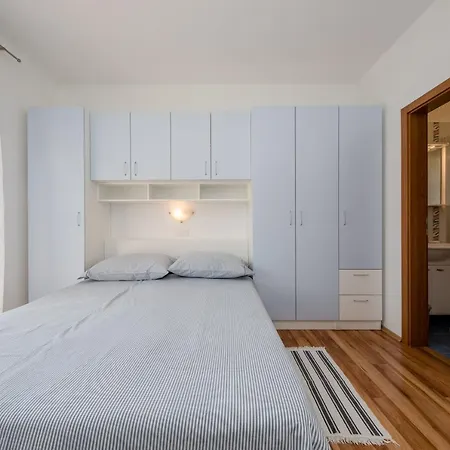 Apartment Apartmani Marica Beg *