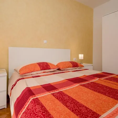 Apartment Apartmani Marica Beg Palit